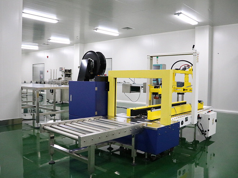 最终灭菌大幼容量非静脉注射剂车间：自动打包机 